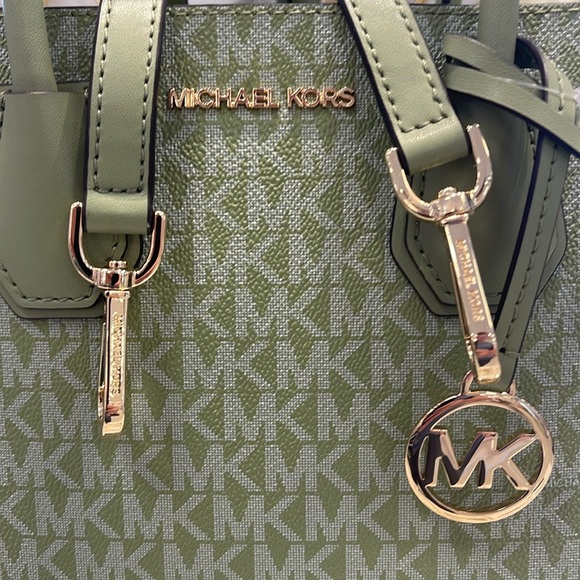 Michael Kors Mercer Small Top Zip Belted Satchel Crossbody Handbag Bag Shoulder - Picture 3 of 16